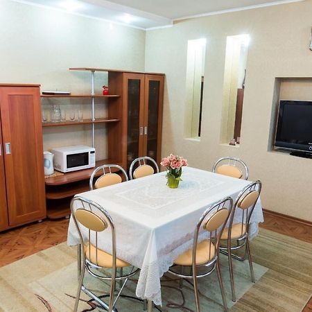 Tourist Hotel Ustʼ-Kamenogorsk Dış mekan fotoğraf